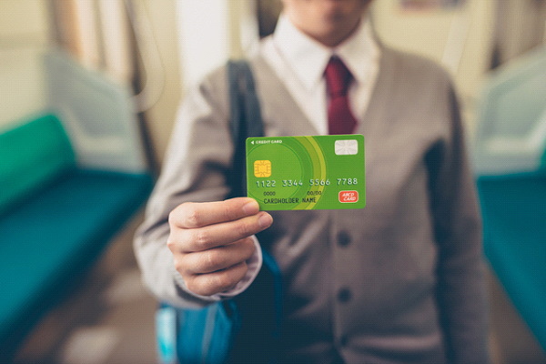 ビューカードのニューフェイスjre Cardの特徴と評判を解説 株式会社zuu 金融 ｉｔでエグゼクティブ層の資産管理と資産アドバイザーのビジネスを支援