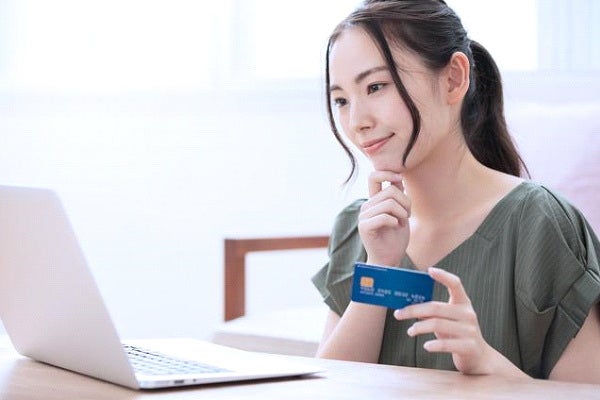 クレジットカードの支払方法とは?締め日・確定日・支払い日の意味と活用術