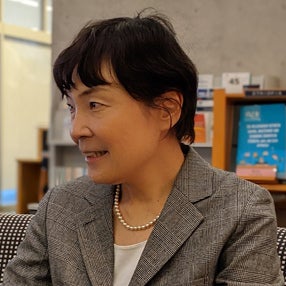 村井友子