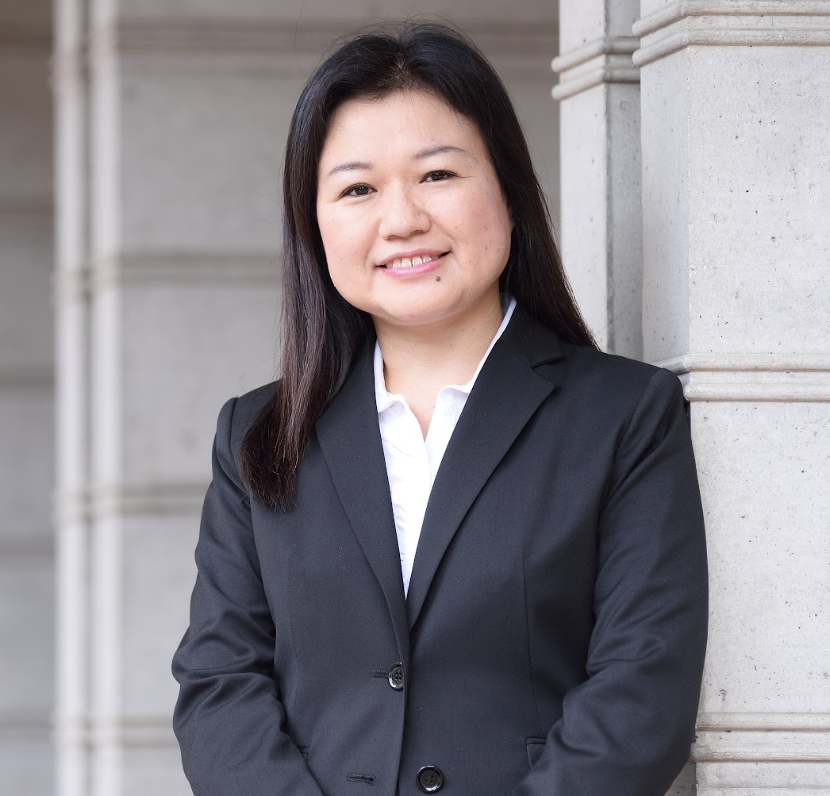 亀坂安紀子(かめさか・あきこ)教授