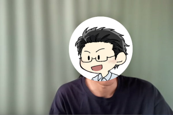 オンラインインタビューで編集部の質問に答えるペイさん