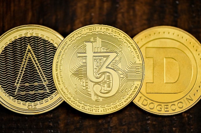 ホワイトリストの仮想通貨画像